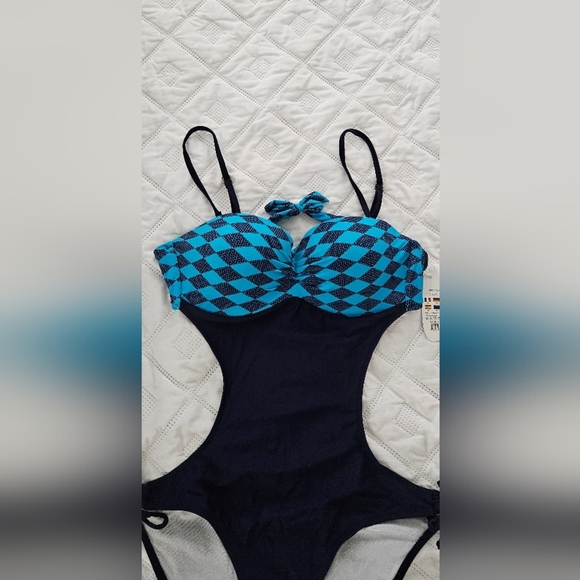 ๐NWT Blue Cut Out Monokini Bathing Suit ๐ - Picture 2 of 6